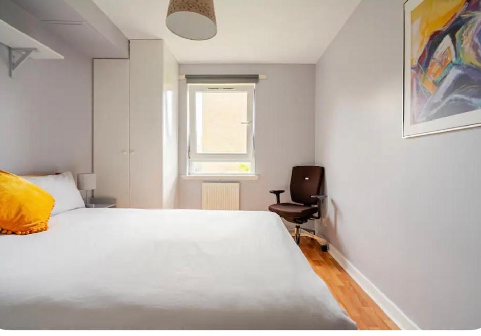 Modern Spacious Retreat Full Fibre Wi-Fi & Free Parking Edinburgh Exterior foto